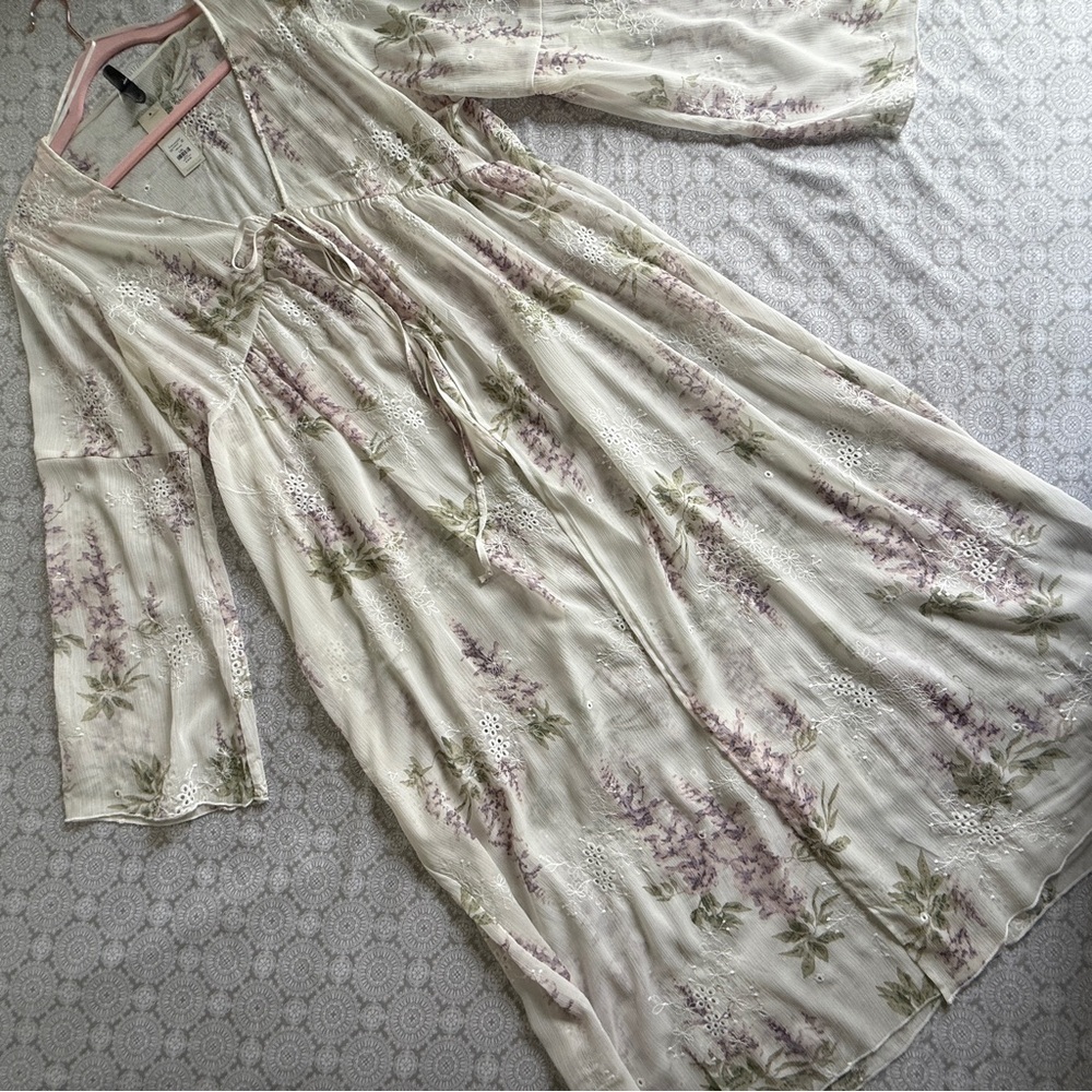 Francesca’s Embroidered Floral Kimono Size L/XL New with Tags - Picture 7 of 10